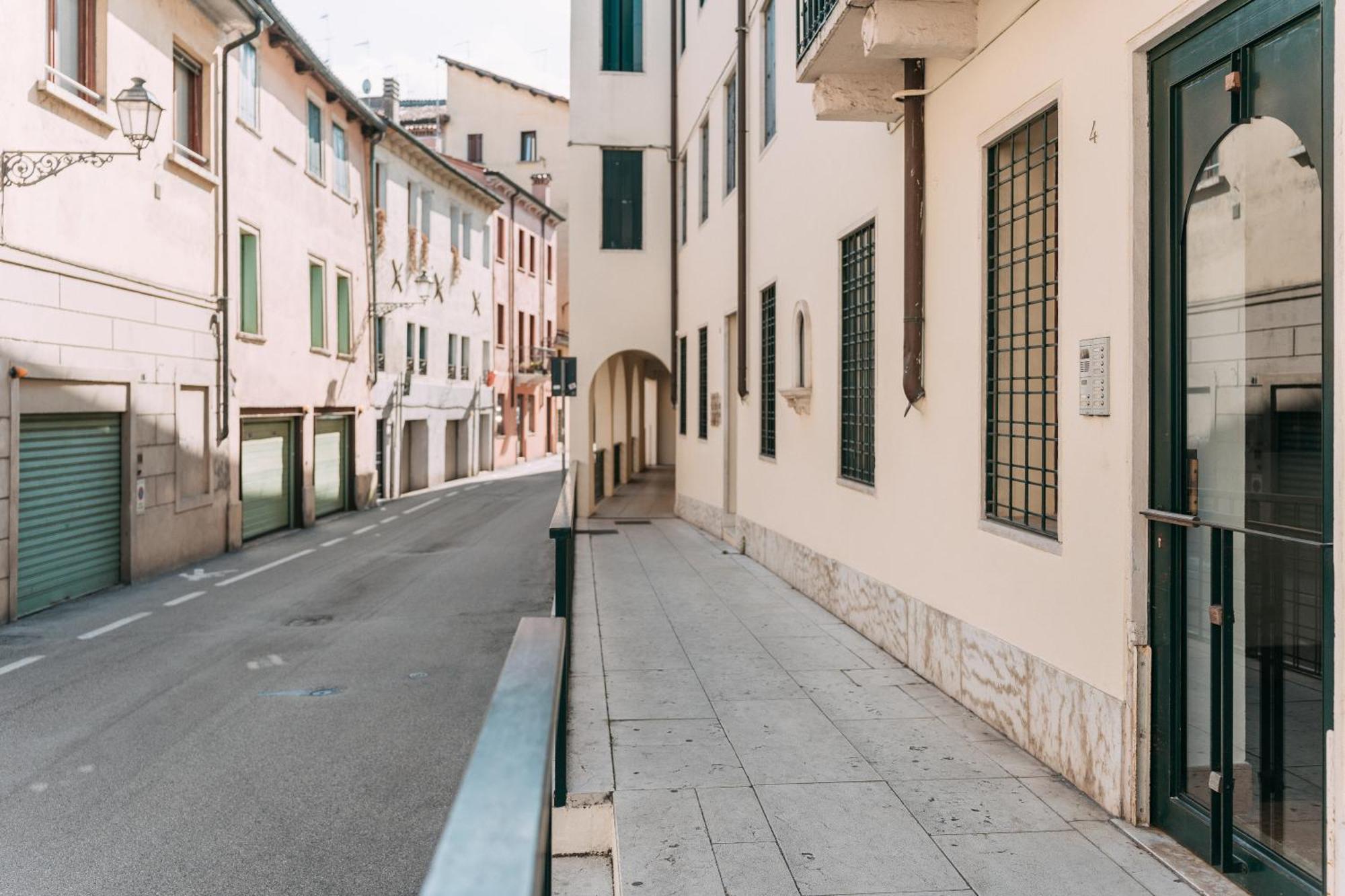 Palladio Apartment - Vista Fiume, In Centro Con Garage Vicenza Esterno foto